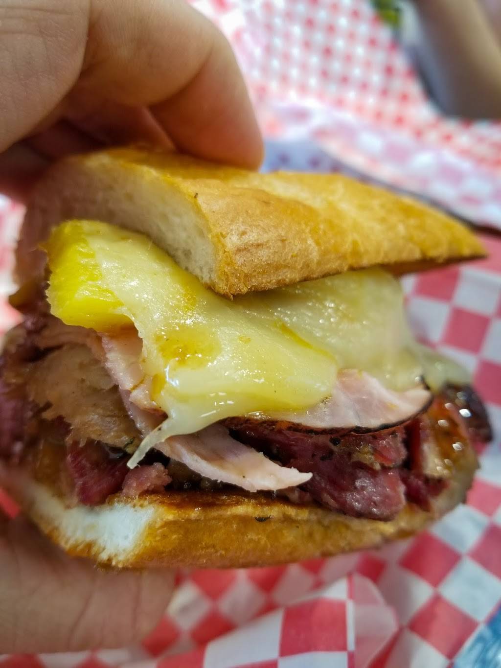 Texas Meltz | restaurant | 4604 W Sahara Ave #6, Las Vegas, NV 89102, USA | 7022021622 OR +1 702-202-1622