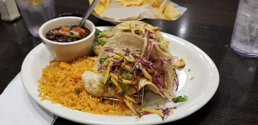 Cristinas | restaurant | 3432 E Hebron Pkwy, Carrollton, TX 75010, USA | 9723808844 OR +1 972-380-8844