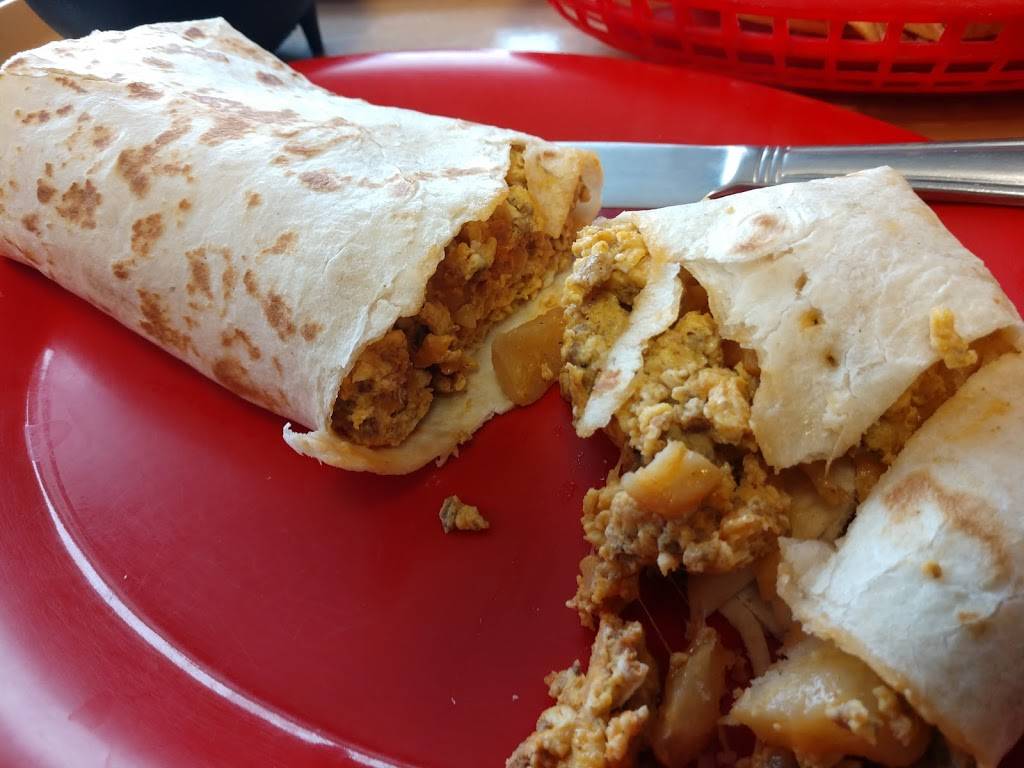 Alicias Authentic Mexican Deli & Catering | restaurant | 5025 N Grand River Ave # 3, Lansing, MI 48906, USA | 5175808417 OR +1 517-580-8417