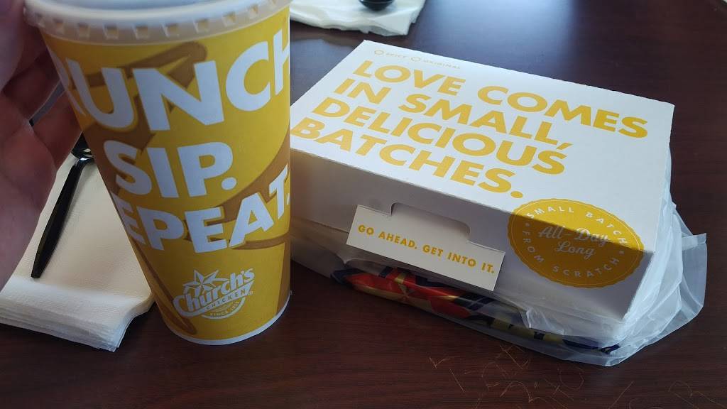 Churchs Chicken | restaurant | 7301 Bancroft Ave, Oakland, CA 94605, USA | 5105685152 OR +1 510-568-5152