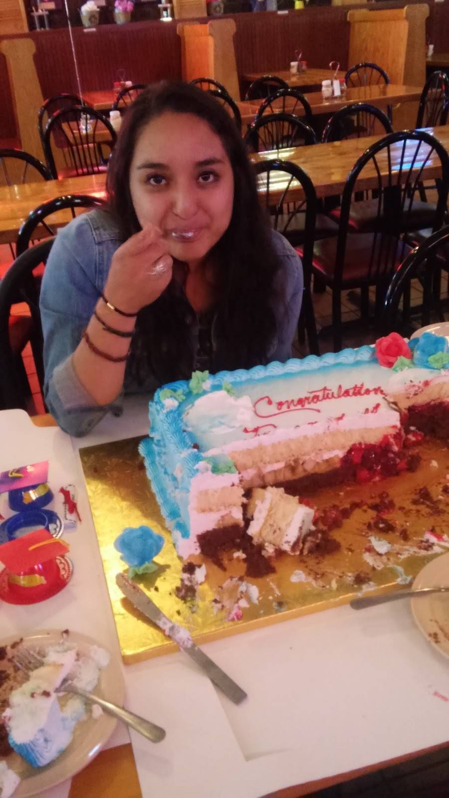 Ledos Pizza | restaurant | 5525 South La Grange Road, Countryside, IL 60525, USA | 7083544500 OR +1 708-354-4500