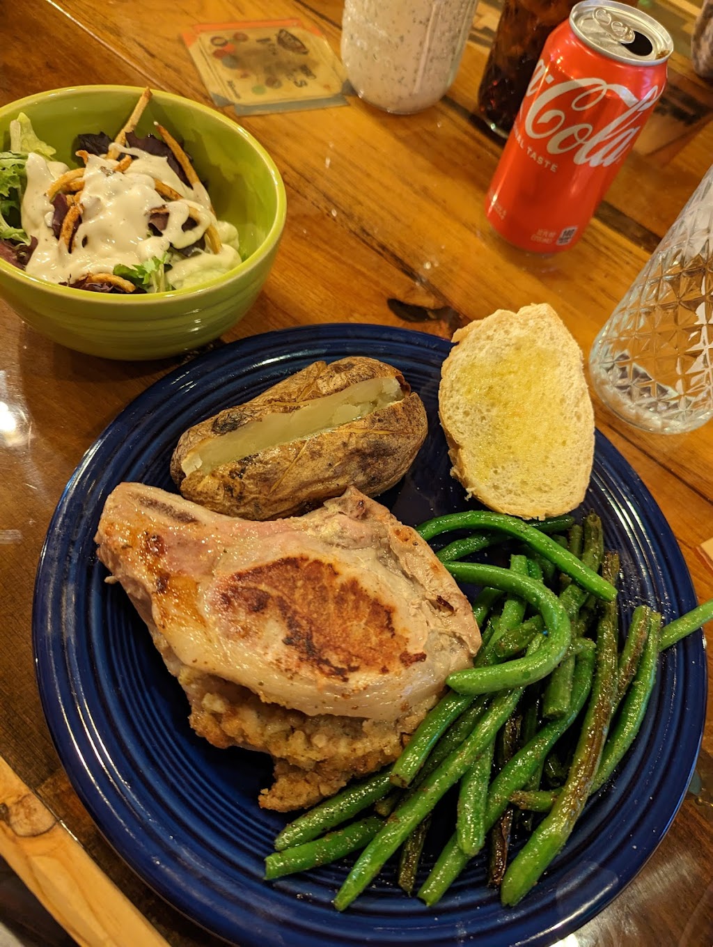 Walkers Cafe | restaurant | 121 N Market St, Minerva, OH 44657, USA | 3304139760 OR +1 330-413-9760