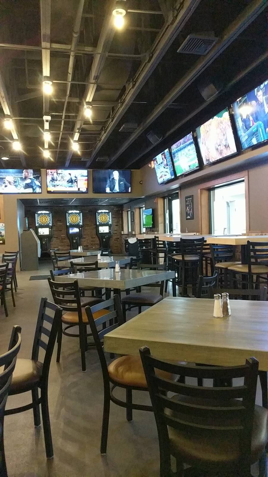Post Time Sports Bar & Grille | restaurant | 13860 Rockland Rd, Libertyville, IL 60048, USA | 8473677170 OR +1 847-367-7170