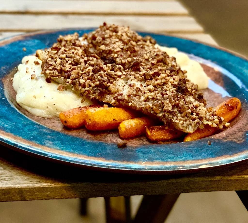 Bare Roots Farmacy | restaurant | 105 12th St, Columbus, GA 31901, USA | 7068870005 OR +1 706-887-0005