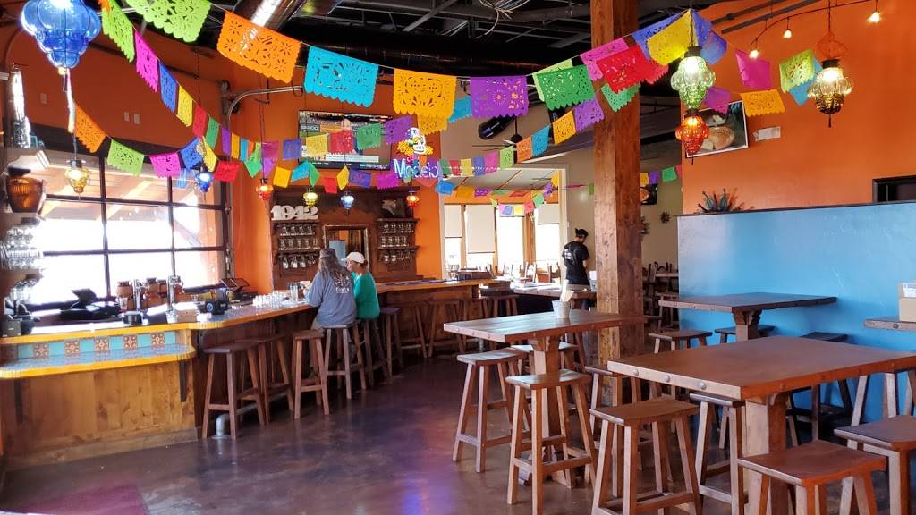 Chandos Cantina | restaurant | 2023 Vine St, El Dorado Hills, CA 95762, USA | 9169333898 OR +1 916-933-3898