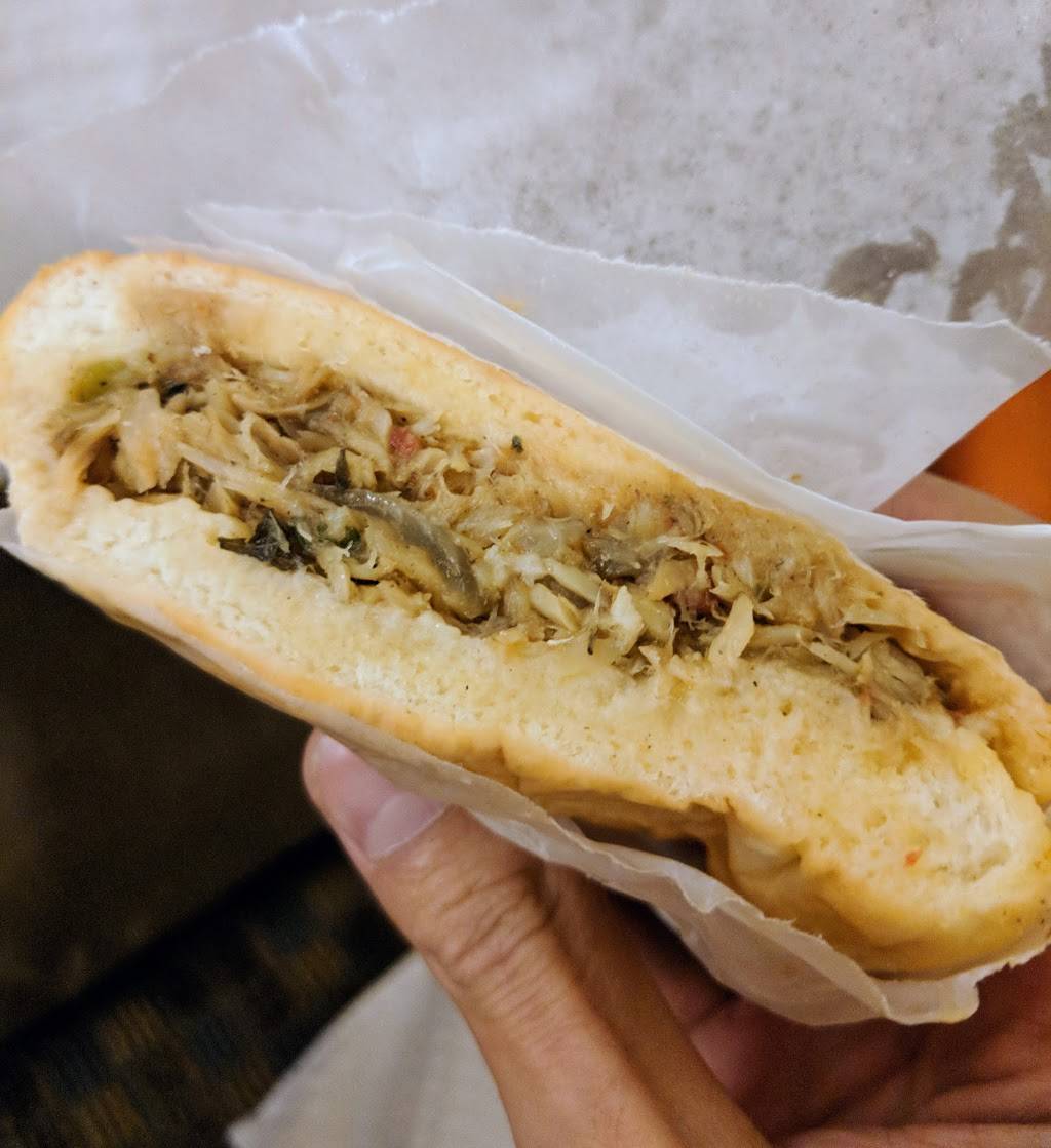 Sybils | bakery | 13217 Liberty Ave, Jamaica, NY 11419, USA | 7188359235 OR +1 718-835-9235