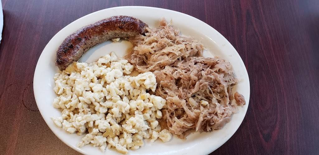 Chau Haus @ Olde Mill Golf Course | restaurant | 6101 W X Y Ave, Schoolcraft, MI 49087, USA | 2696795625 OR +1 269-679-5625