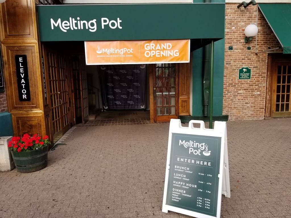 The Melting Pot | restaurant | 2 Bridge Ave, Red Bank, NJ 07701, USA | 7324759222 OR +1 732-475-9222