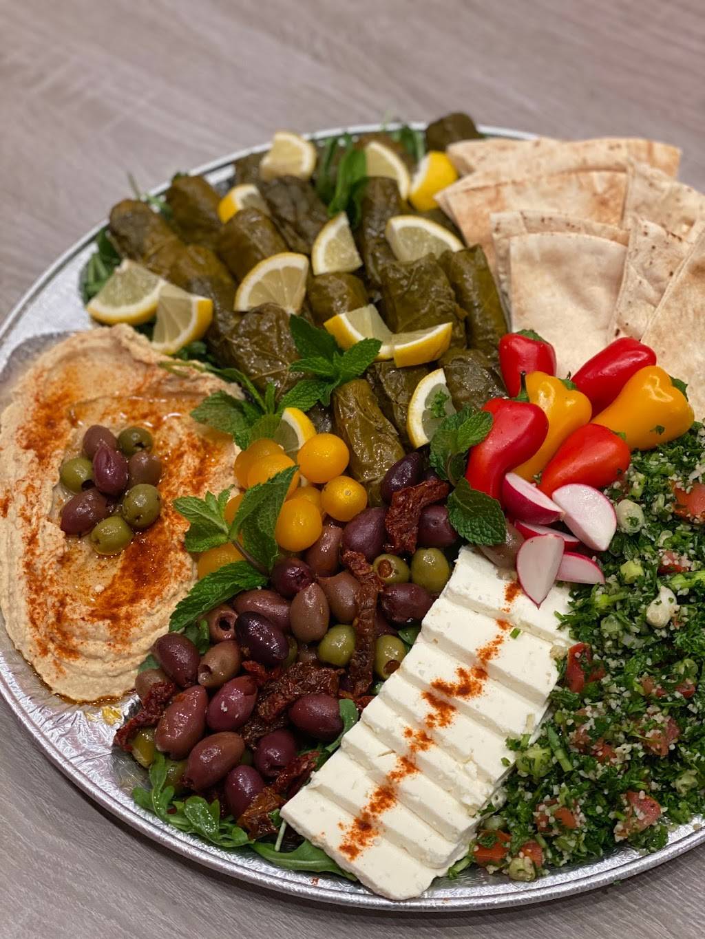 Grillers Mediterranean Kitchen | restaurant | 425 N Brand Blvd, Glendale, CA 91203, USA | 8189455525 OR +1 818-945-5525