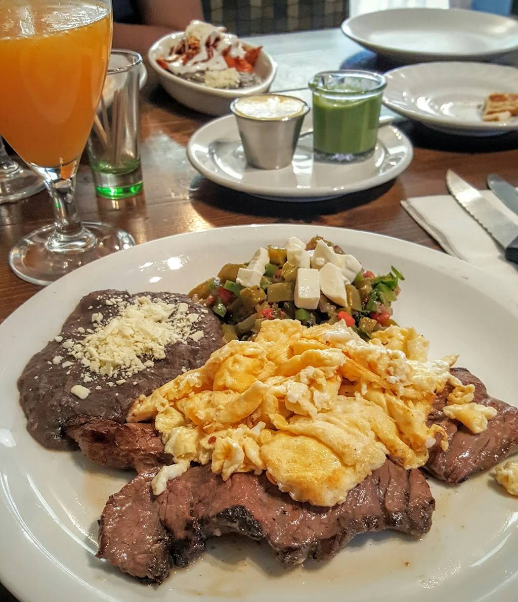 Tres Cielos | restaurant | Sonora 3617, Fraccionamiento chapultepec, Chapultepec, 22420 Tijuana, B.C., Mexico | 016646225256 OR +52 664 622 5256