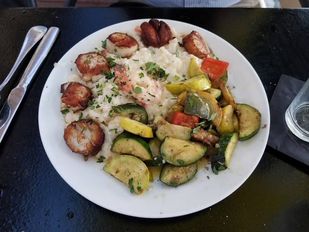 The Marina at the Wharf | restaurant | 543 N Shore Rd, Revere, MA 02151, USA | 7816293798 OR +1 781-629-3798