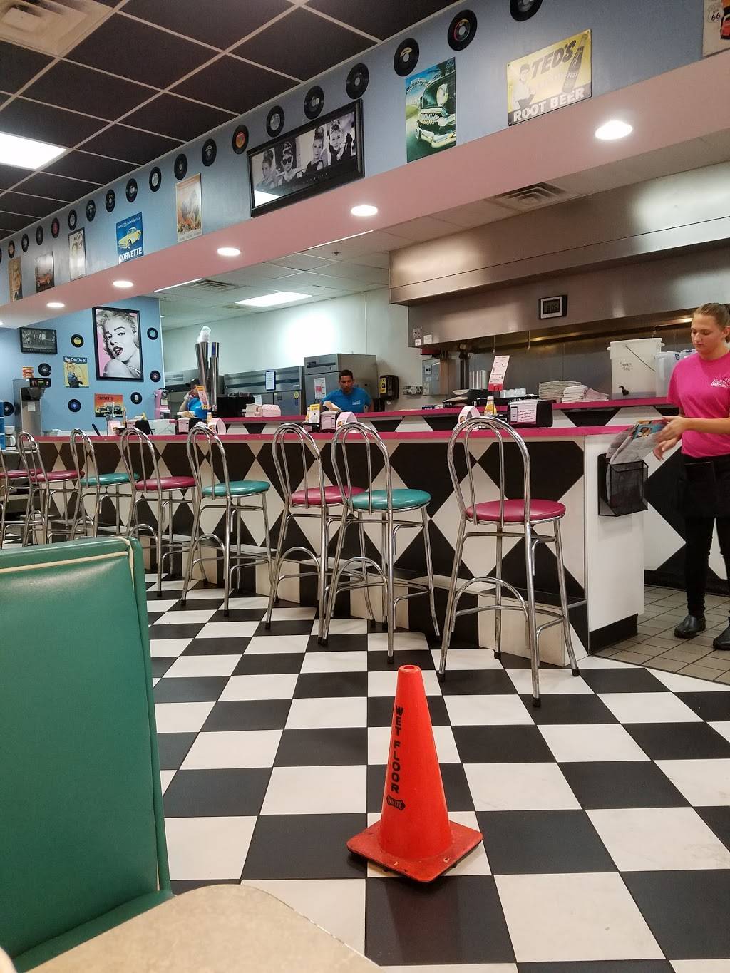 Hwy 55 Burgers Shakes & Fries | restaurant | 4635 Factory Stores Blvd B210, Myrtle Beach, SC 29579, USA | 8432360085 OR +1 843-236-0085