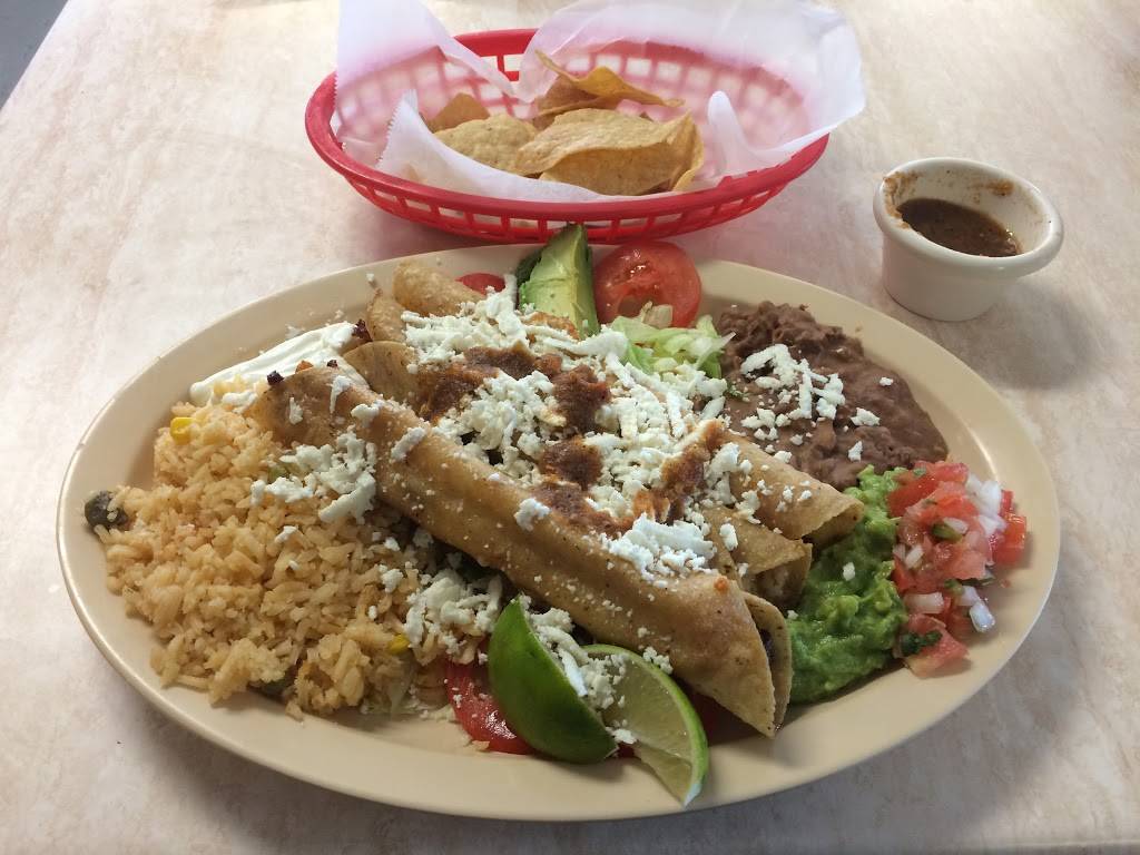 Las Chabelas mexican Restaurant | restaurant | 802 Wayside Dr, Houston, TX 77011, USA | 7139239188 OR +1 713-923-9188