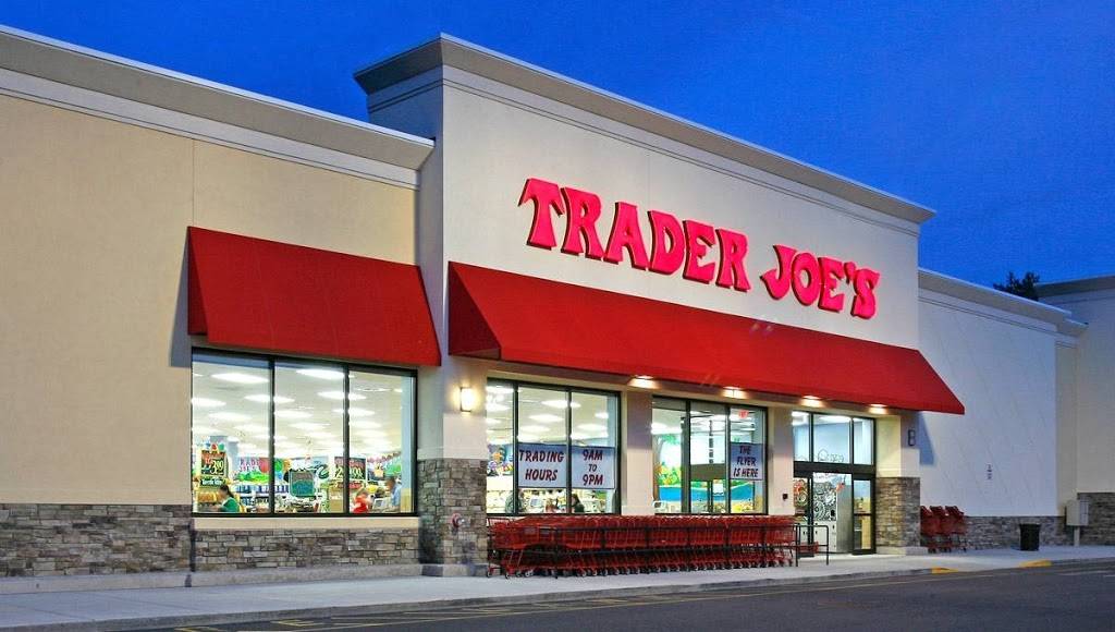 Shops at Saugus | shopping mall | 334 Broadway, US-1, Saugus, MA 01906, USA | 6107471200 OR +1 610-747-1200