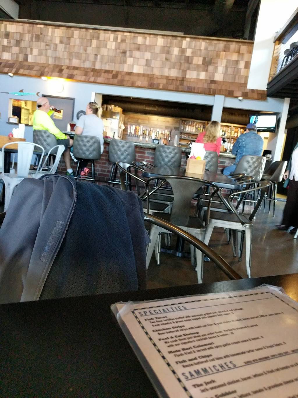 Tropicana Bar & Grill | restaurant | 2402 S Main St, Joplin, MO 64801, USA | 4177824849 OR +1 417-782-4849