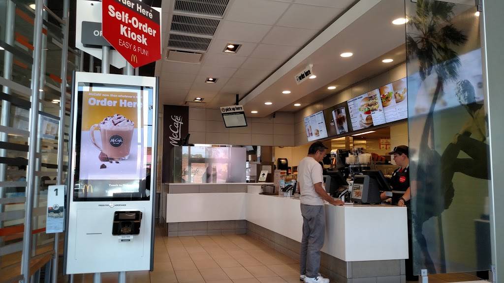 McDonalds | cafe | 6561 Edinger Ave, Huntington Beach, CA 92647, USA | 7148951476 OR +1 714-895-1476