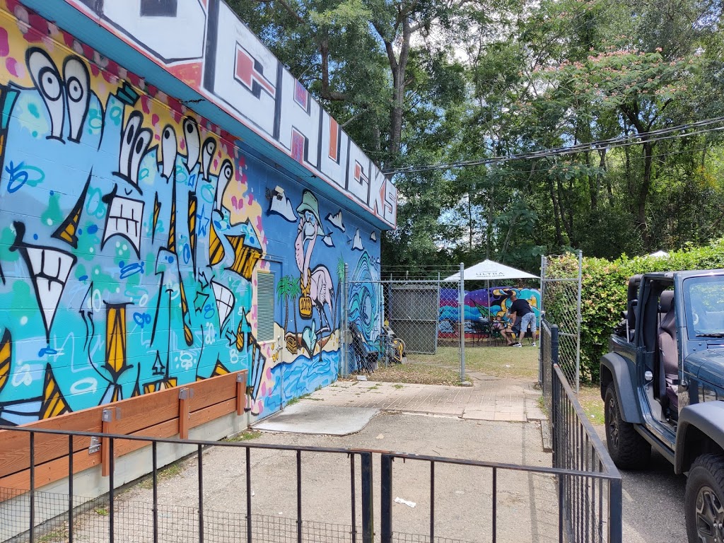 Woodchucks Cafe Inc | cafe | 2520 W Tharpe St, Tallahassee, FL 32303, USA | 8502249766 OR +1 850-224-9766