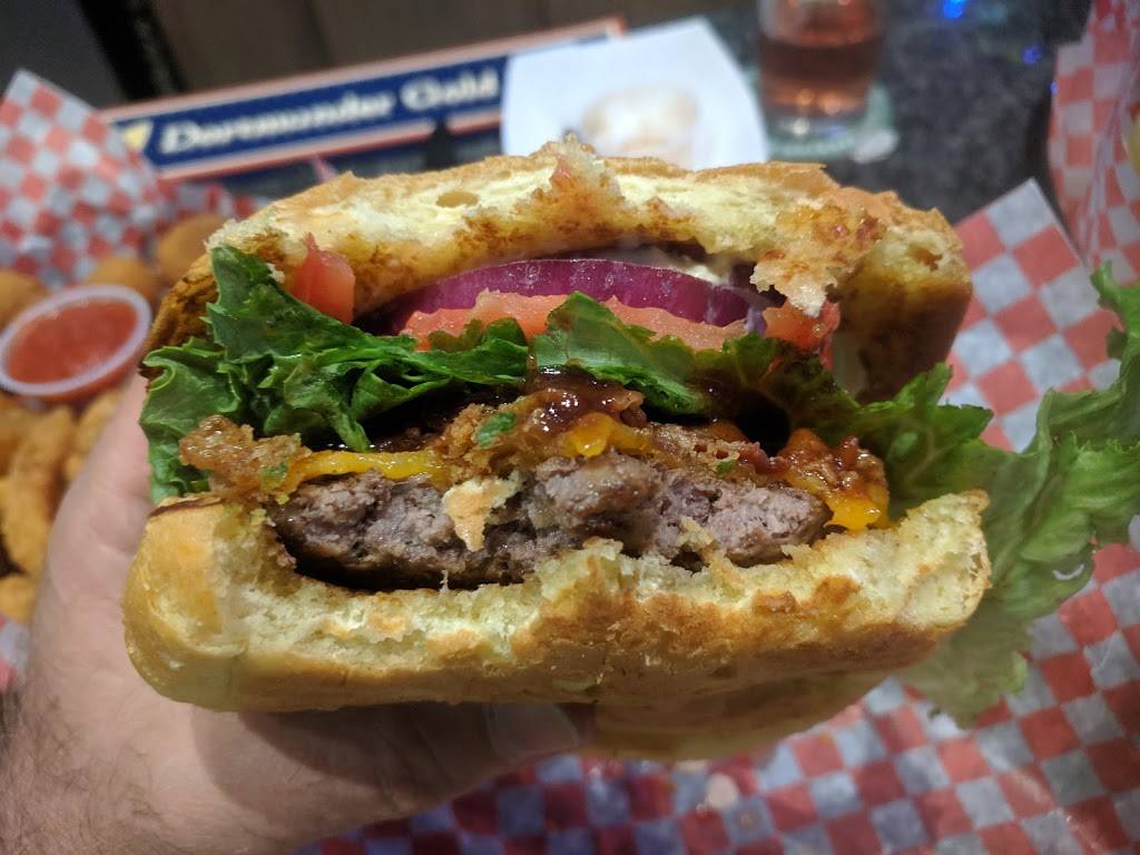 Brown Bag Burgers | restaurant | 4326 N Leavitt Rd a, Lorain, OH 44053, USA | 4402420344 OR +1 440-242-0344