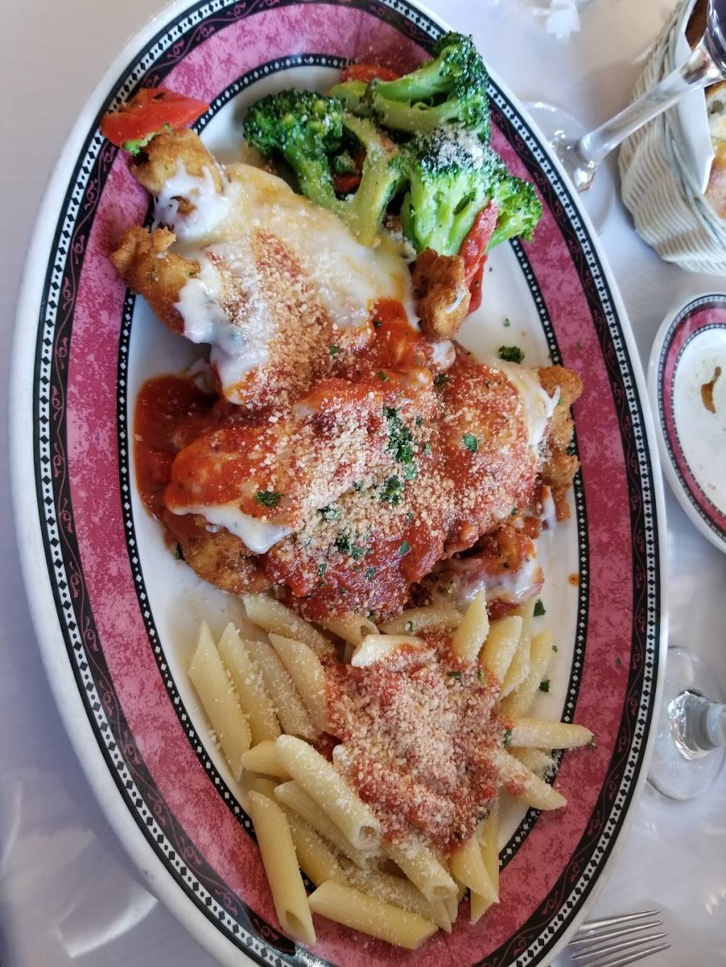 Aurelios | restaurant | 43080 Garfield Rd, Clinton Twp, MI 48038, USA | 5862635353 OR +1 586-263-5353