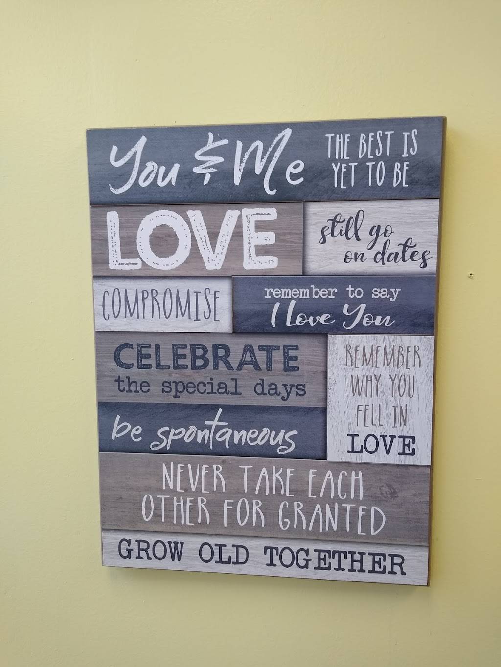 Harolds Chicken | restaurant | 21118 South La Grange Road, Frankfort, IL 60423, USA | 7792542926 OR +1 779-254-2926