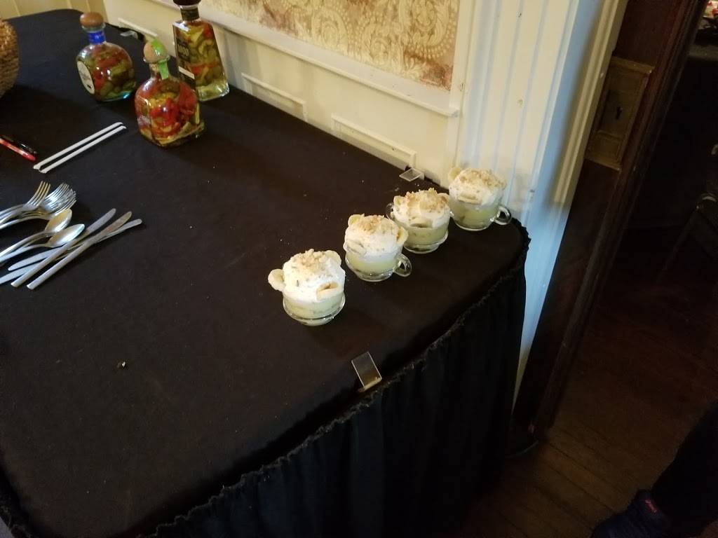 Grace Estate | restaurant | 1114 Broadway St, Minden, LA 71055, USA | 3186399595 OR +1 318-639-9595