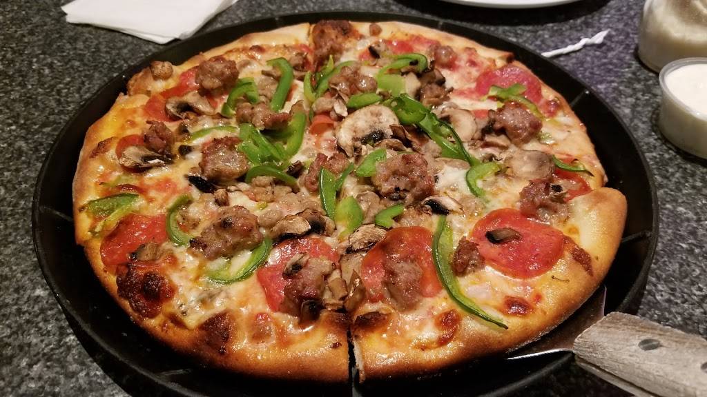 Metro Pizza | restaurant | 4001 S Decatur Blvd, Las Vegas, NV 89103, USA | 7023627896 OR +1 702-362-7896