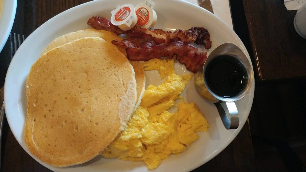 Scotts Family Restaurant | restaurant | 74 Scott Ave, Paris, ON N3L 3K4, Canada | 5194426511 OR +1 519-442-6511