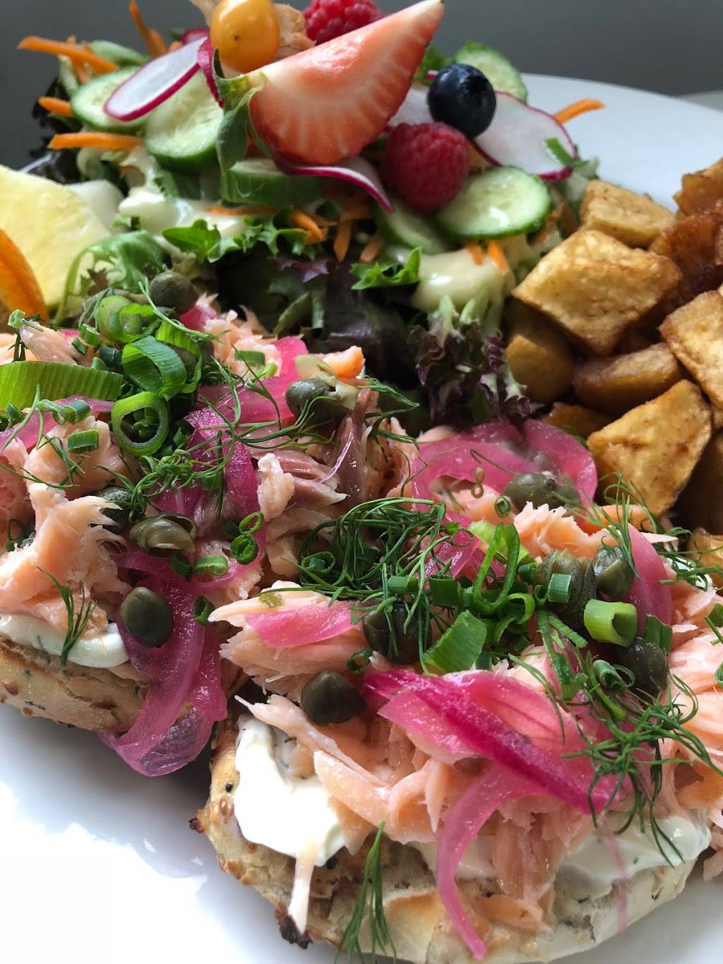 Le Bistro M. | restaurant | 101 Rue du Ciel, Bromont, QC J2L 2X4, Canada | 4509191819 OR +1 450-919-1819