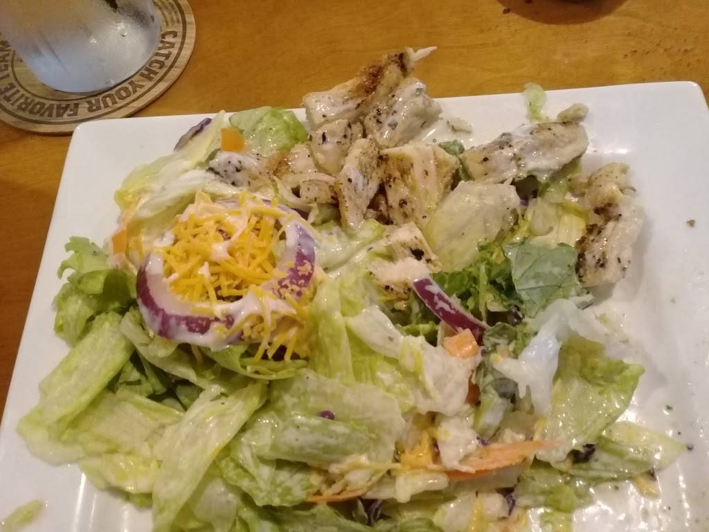 The Main Event | restaurant | 3819 State St, Bettendorf, IA 52722, USA | 5633553938 OR +1 563-355-3938