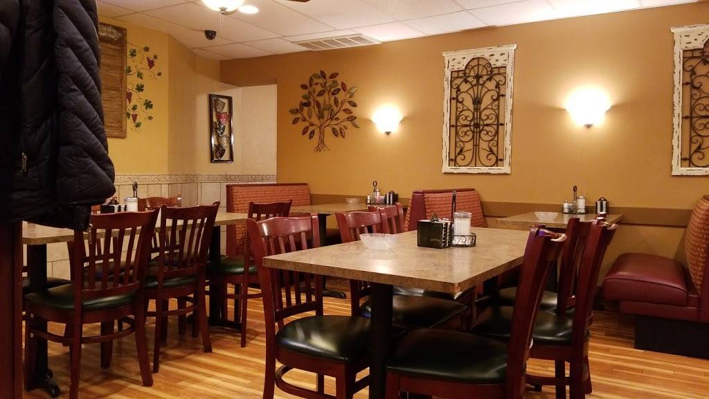 Top of the Viaduct Restaurant & Catering | cafe | 607 Lincoln Way E W, Massillon, OH 44647, USA | 3308328292 OR +1 330-832-8292