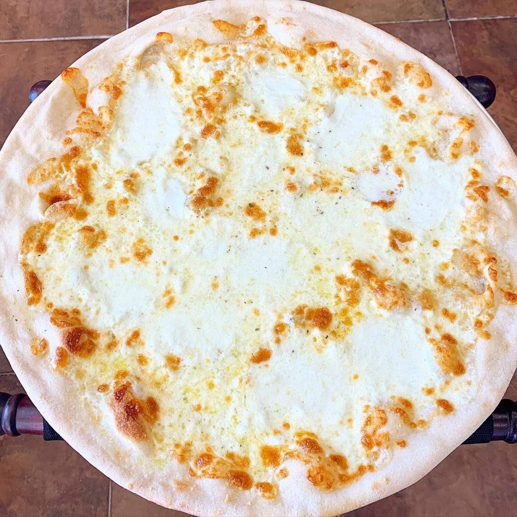 Di Famiglia | restaurant | 310 Oakwood Ave, Troy, NY 12182, USA | 5182331111 OR +1 518-233-1111