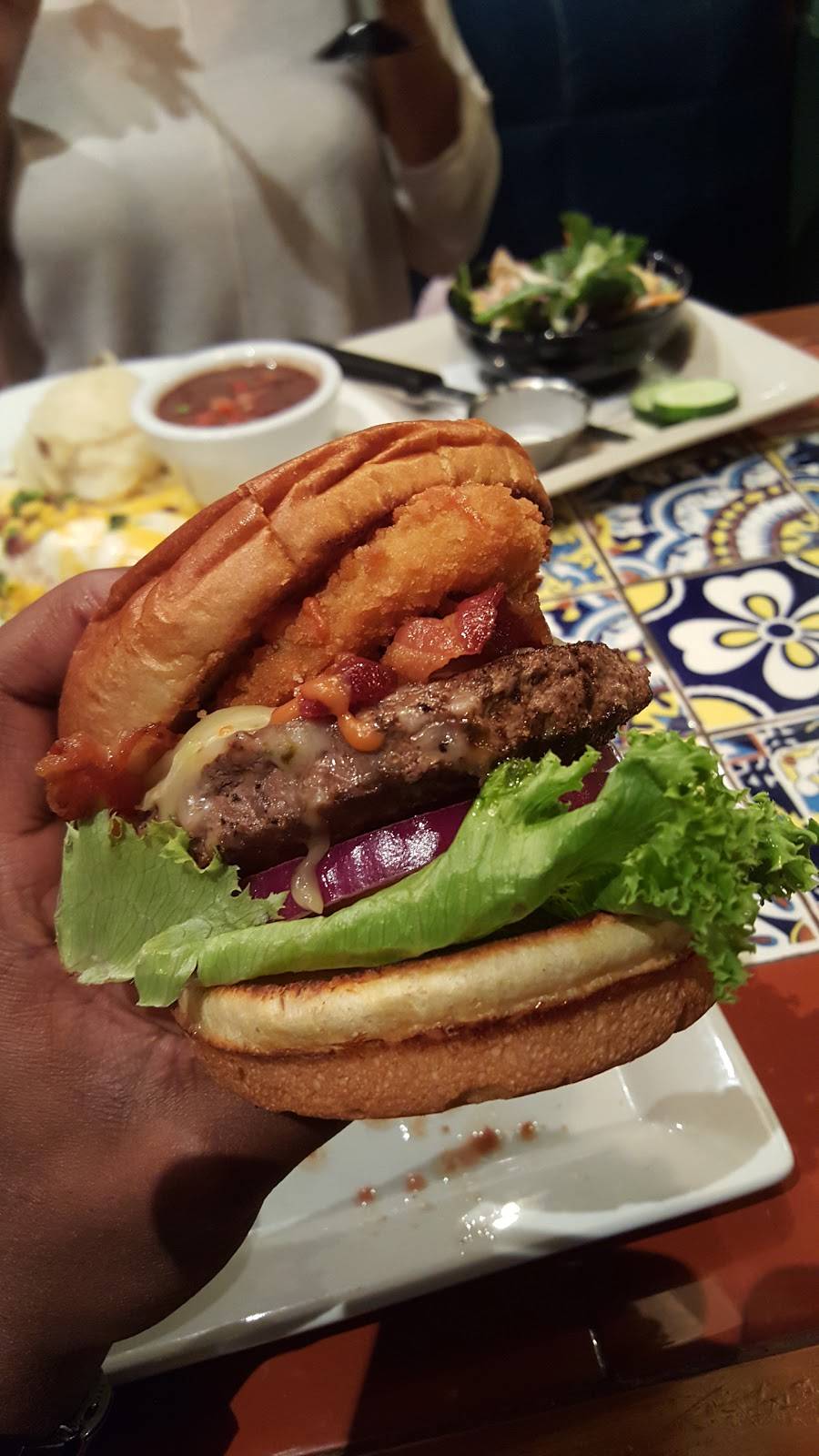 Chilis Grill & Bar | meal takeaway | 6020 W 86th St, Indianapolis, IN 46278, USA | 3178763420 OR +1 317-876-3420