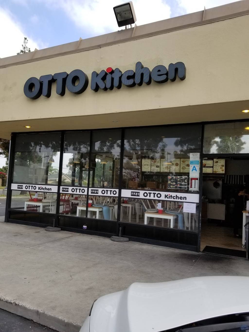 OTTO Kitchen | restaurant | 13430 Artesia Blvd, Cerritos, CA 90703, USA | 5628027210 OR +1 562-802-7210