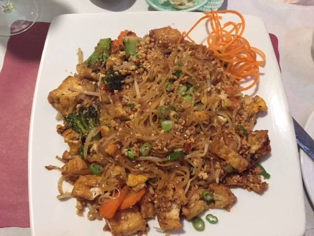 V.Thai | restaurant | 113 Danbury Rd, Ridgefield, CT 06877, USA | 2038941424 OR +1 203-894-1424