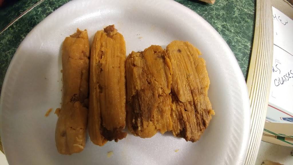 Delicious Tamales | restaurant | 3520 S New Braunfels Ave, San Antonio, TX 78223, USA | 2107350275 OR +1 210-735-0275
