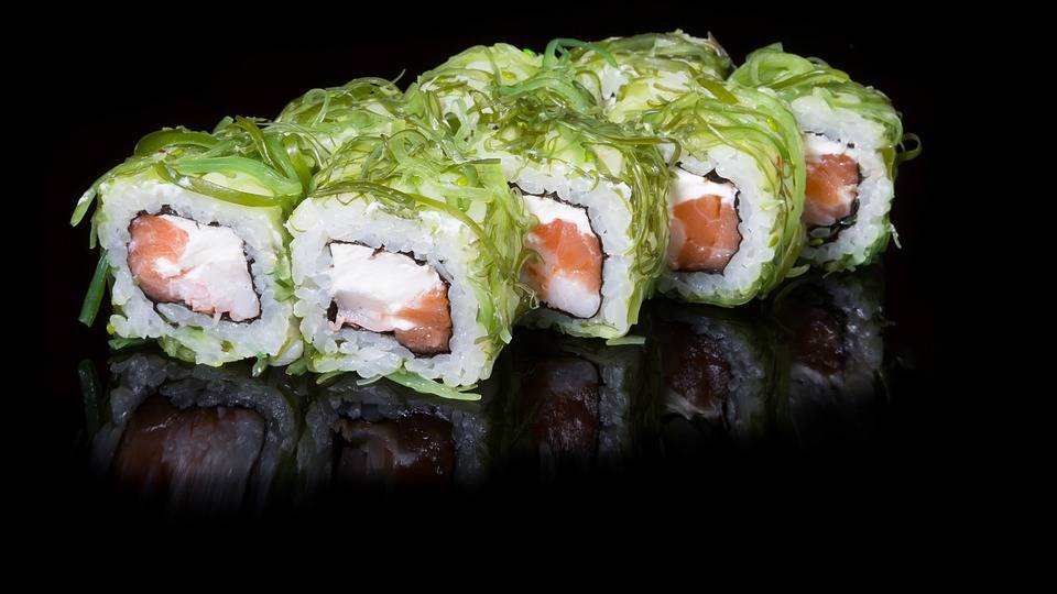 DIY SUSHI | restaurant | 14071 Newport Ave, Tustin, CA 92780, USA | 7145441169 OR +1 714-544-1169