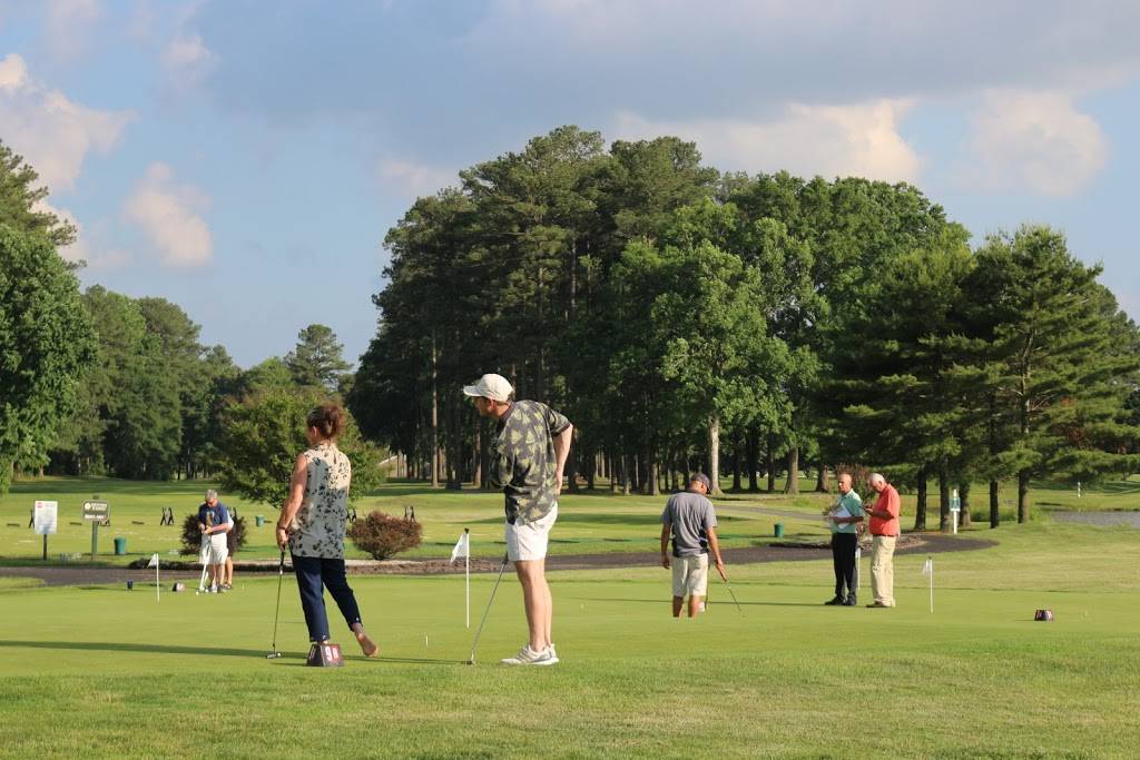 Mulligans Pointe | restaurant | 22426 Sussex Pines Rd, Georgetown, DE 19947, USA | 3028566283 OR +1 302-856-6283