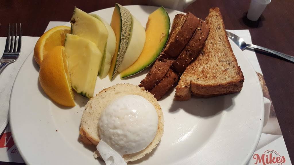 Toujours Mikes | restaurant | 9700 Boulevard de lOrmière, Québec, QC G2B 4C4, Canada | 4188433030 OR +1 418-843-3030