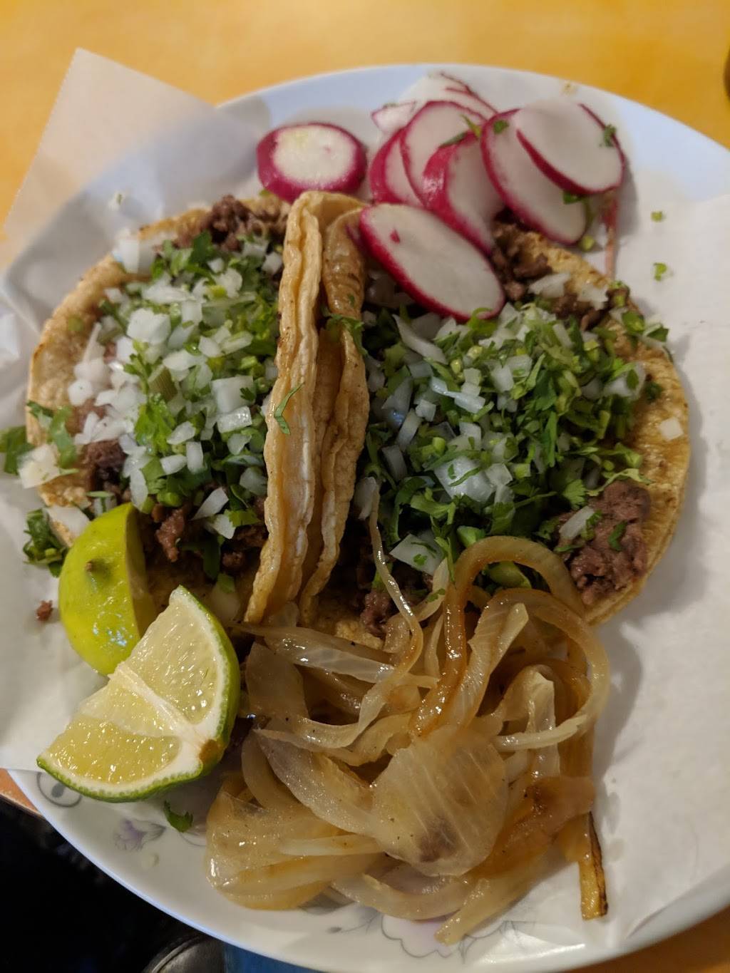 El Taco Veloz | restaurant | 6172 Toledo St, Detroit, MI 48209, USA | 3136630982 OR +1 313-663-0982