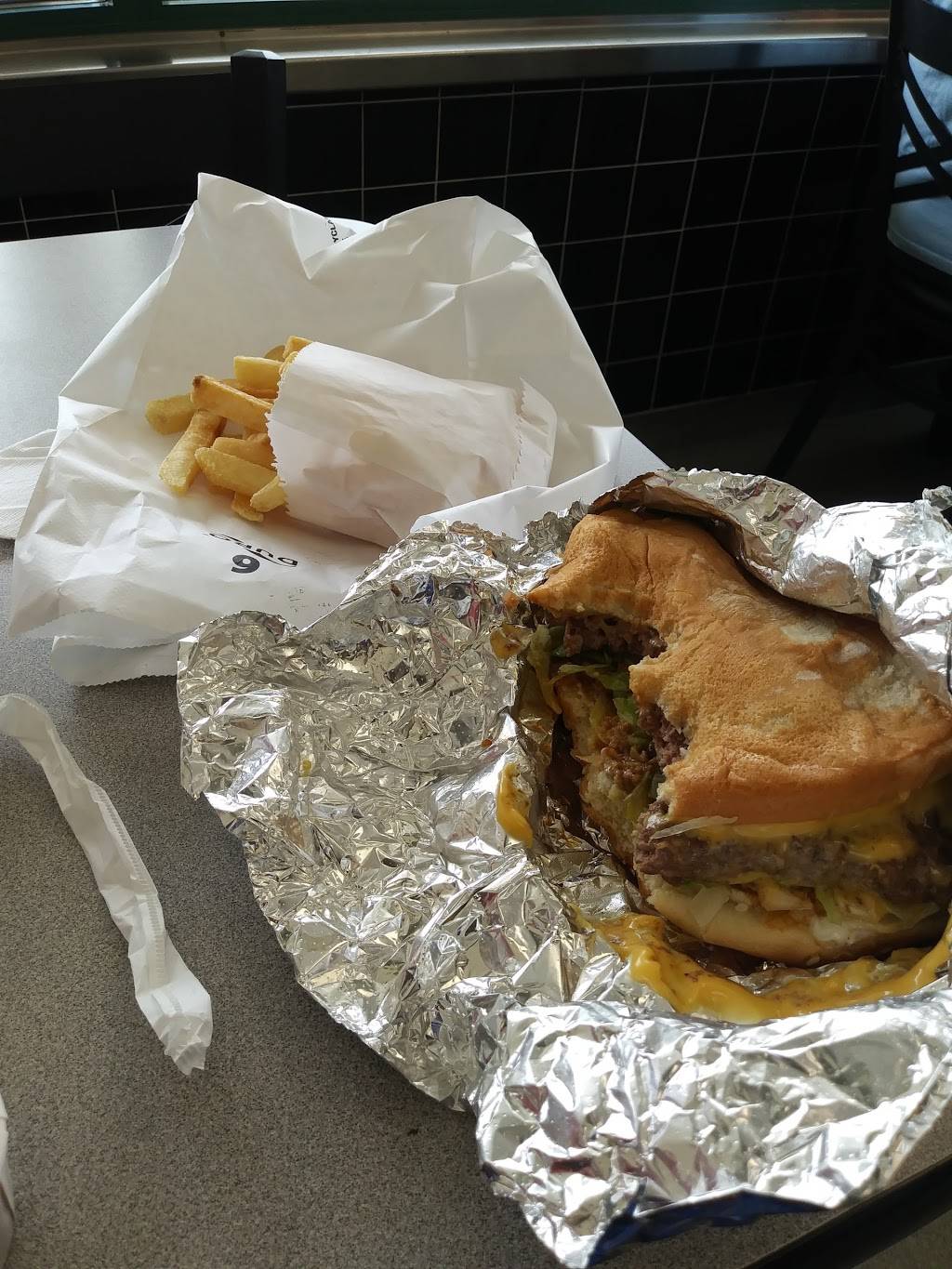 Char-Grill | restaurant | 3635 SW Cary Pkwy, Cary, NC 27513, USA | 9194617112 OR +1 919-461-7112