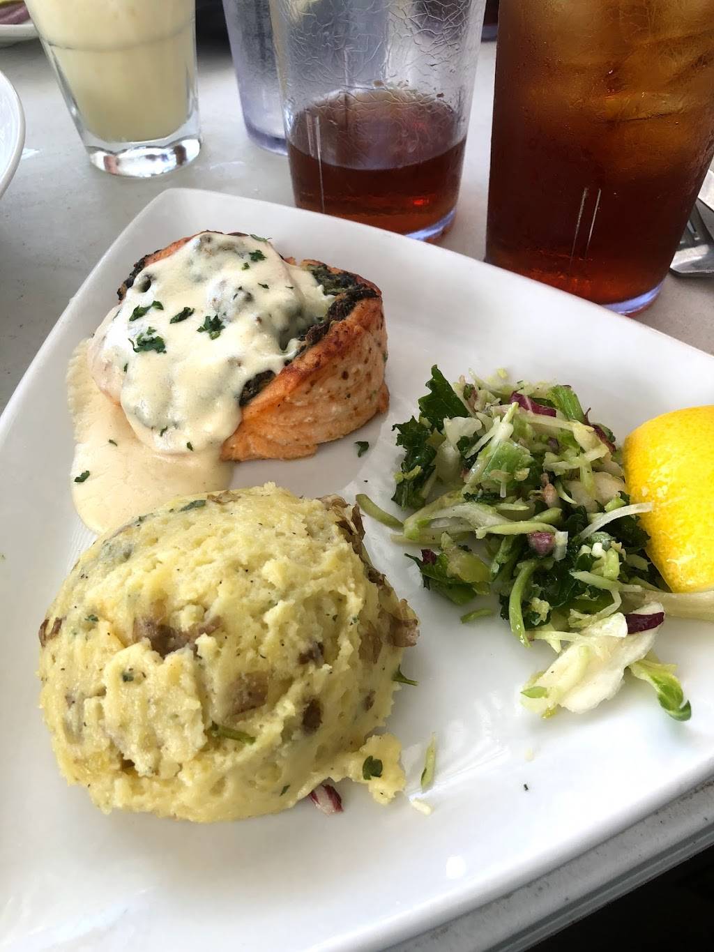 Ricks Café Boatyard | restaurant | 2930 Waterfront Pkwy W Dr, Indianapolis, IN 46253, USA | 3172909300 OR +1 317-290-9300