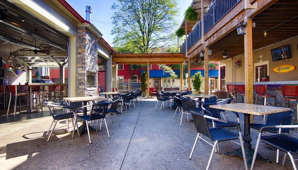 Chapter Mt.Adams | restaurant | 940 Pavilion St, Cincinnati, OH 45202, USA | 5133811905 OR +1 513-381-1905