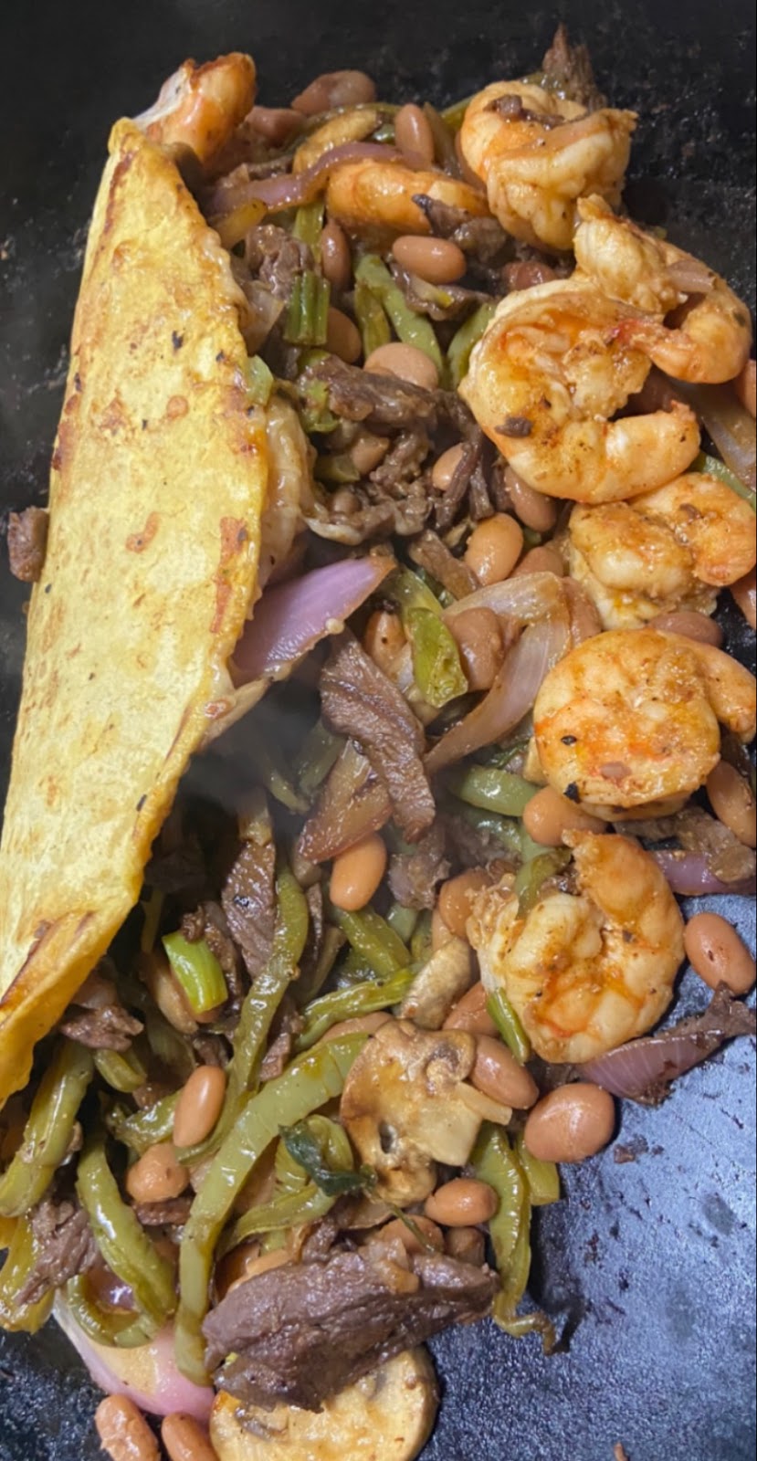 Tacos el Comal | restaurant | 1040 W G St, Colton, CA 92324, USA | 9092771294 OR +1 909-277-1294