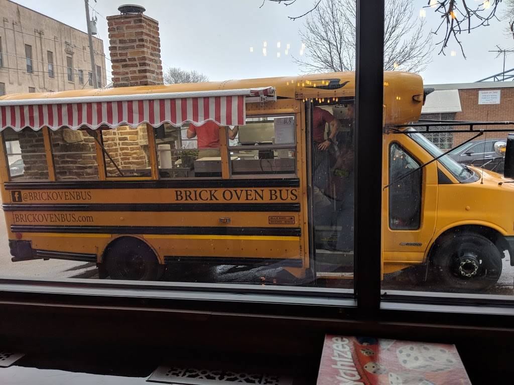 Brickovenbus.com | restaurant | St Paul, MN 55107, USA | 6514403070 OR +1 651-440-3070