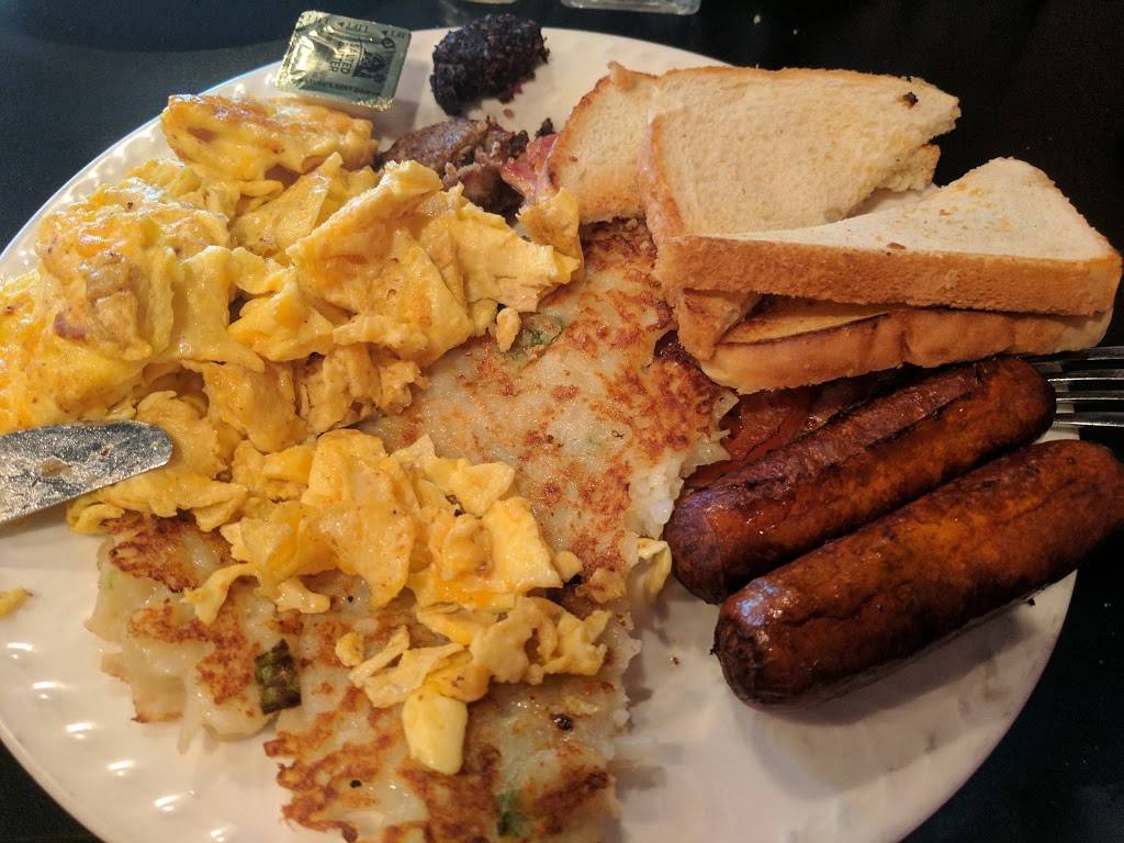 Mc Mahons Irish Pub & Restaurant | restaurant | 380 Broadview Ave, Warrenton, VA 20186, USA | 5403477200 OR +1 540-347-7200