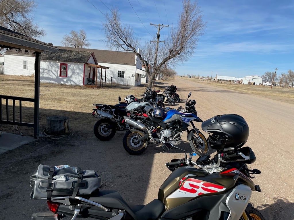 Deweys Bar & Grill | restaurant | 41611 Marble Ave, Stoneham, CO 80754, USA | 9707352747 OR +1 970-735-2747