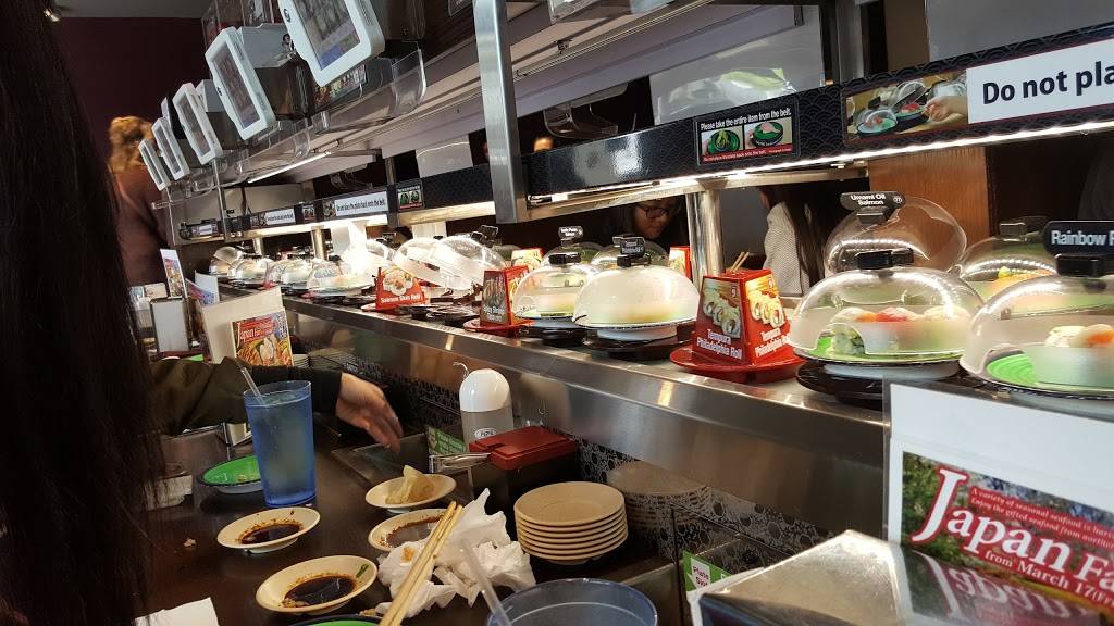 Kura Revolving Sushi Bar | restaurant | 19600 Vallco Pkwy Suite #160, Cupertino, CA 95014, USA | 4088610155 OR +1 408-861-0155
