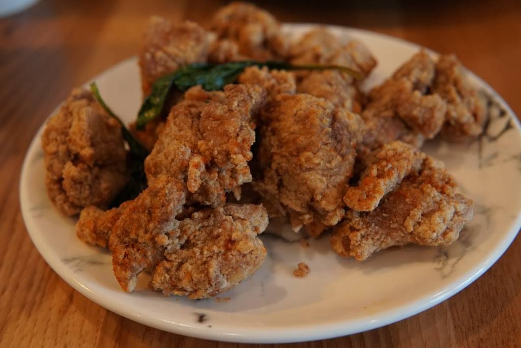 Momos cafe | restaurant | 4828 MacArthur Blvd NW, Washington, DC 20007, USA | 2023333675 OR +1 202-333-3675