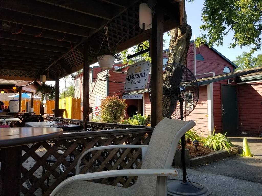 Spanked Puppy | restaurant | 116 Main St, Colchester, VT 05446, USA | 8028786440 OR +1 802-878-6440