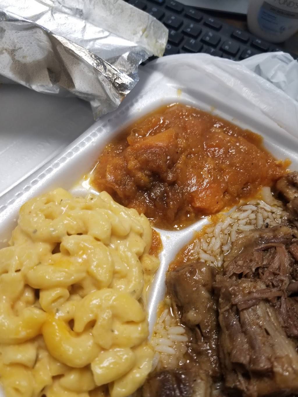 Yo Mamas Soul Food | restaurant | 5332 Antoine Dr, Houston, TX 77091, USA | 7136808002 OR +1 713-680-8002